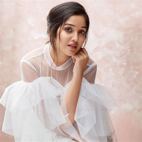 Anikha Surendran Looks Beautiful In Strapless Gown