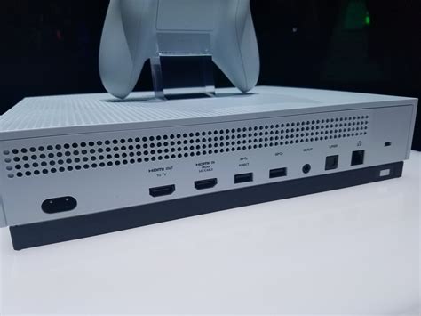 E3 2016 Xbox One S Doesnt Include Kinect Port Requires
