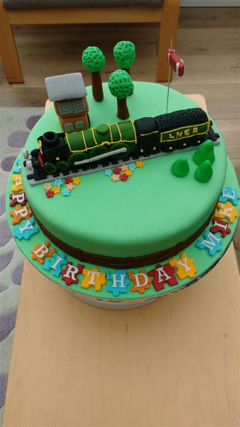 Pin By Edis Leal On Lucca 5 80 Birthday Cake Train Birthday Cake Cake