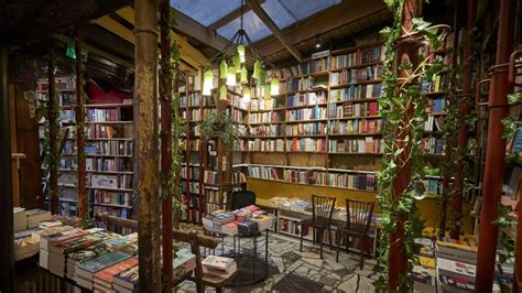 8 Cool Bookstores And Libraries You Can Spend The Night In Street
