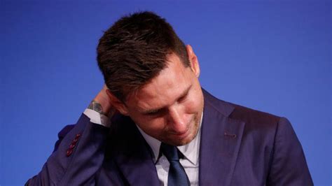 Tearful Messi Confirms He Is Leaving Barcelona In Talks With Psg News Khaleej Times