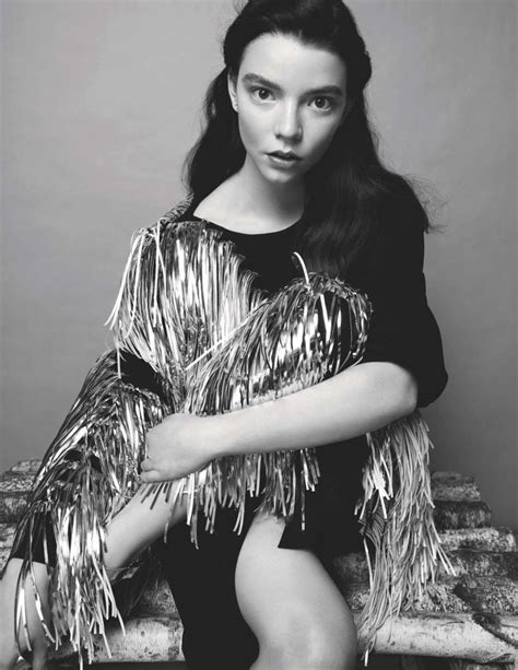 34 Hottest Anya Taylor Joy Bikini Pictures Are Just Too Damn Pleasant