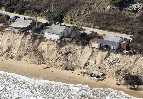 Demolition Begins On Hemsby Clifftop Homes Falling Into Sea Daily
