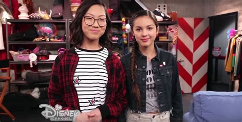 Paige And Frankie Are ‘new School Superstars ‘bizaardvark Season 2