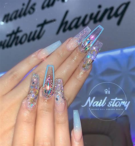 Stunning Nail Designs To Welcome The New Year Clear Glitter Nails