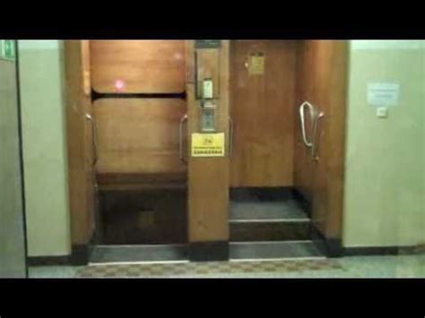 Welche restaurants gibt es in der nähe von paternoster elevator? Paternoster: Eastern Europe's 'Elevator of Death' - YouTube