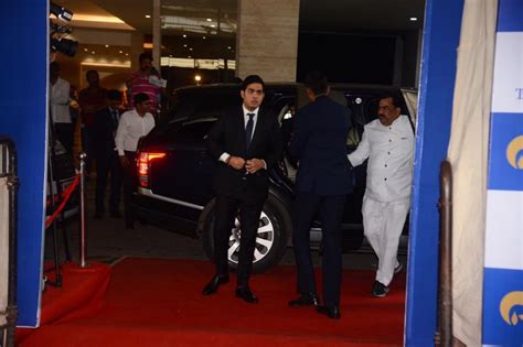 Major announcements made in reliance annual general meeting. 42nd AGM of Reliance Industries Limited (RIL) | Photos ...