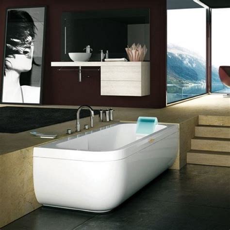 It's time to improve your bathing! JACUZZI AQUASOUL LOUNGE WHIRLPOOL BATH - TattaHome