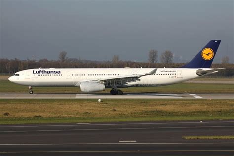 Lufthansa Airbus A330 300 Editorial Photography Image Of Flight