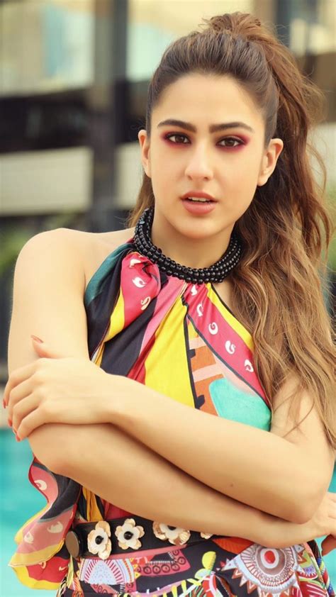 Pin By Neelam On Sara Bollywood Girls Stylish Girl Images Beautiful