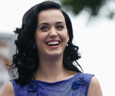 Katy Perry Biography Details Like Her Affairs Real Name