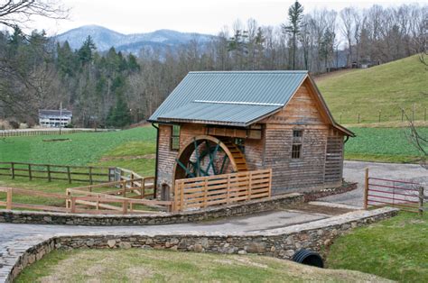 True Grits Wnc Gristmills Help Preserve Heirloom Corn Mountain Xpress