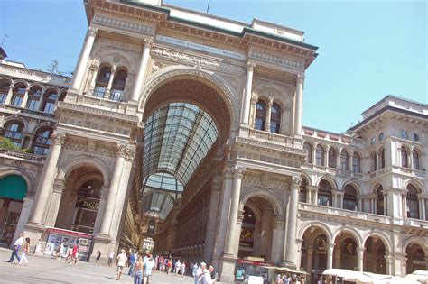 Galleria Vittorio Emanuele Ii Milan Get The Detail Of Galleria