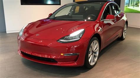 Tesla Offers Online Buyers Immediate Delivery Of Showroom Vehicles