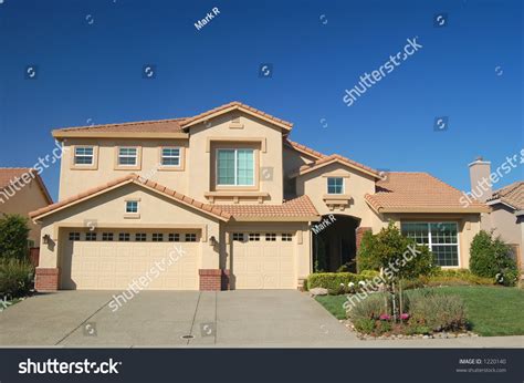 Suburban House California Stock Photo 1220140 Shutterstock