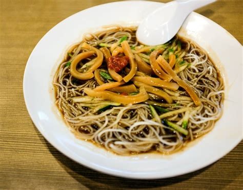 Bandar utama hotels and map. Eat Drink KL