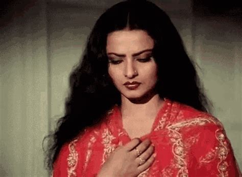 Bollywood Actress GIF Bollywood Actress Stare Discover Share GIFs