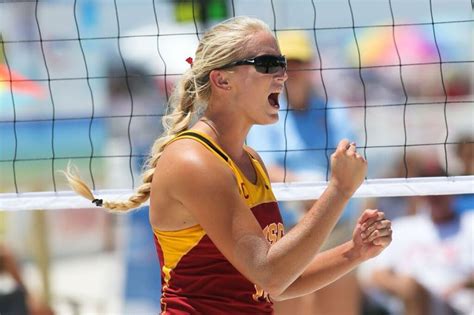 Sara Hughes Kelly Claes Get It Together For Usc Sand Volleyball Team Orange County Register