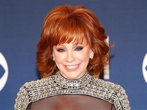 Reba Mcentire Calls Out Acms For Lack Of Female Entertainer Of The Year