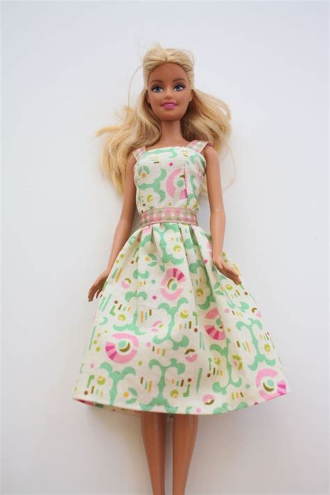 Diy Barbie Clothes Tutorial Sewing Barbie Clothes Barbie Dress Pattern Barbie Clothes Patterns