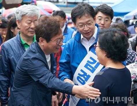 Лирика и юмор, сатира и абсурд, умо… 'v=vip'라는 오세훈에…황교익 "그러니 5세 훈이" - 머니투데이
