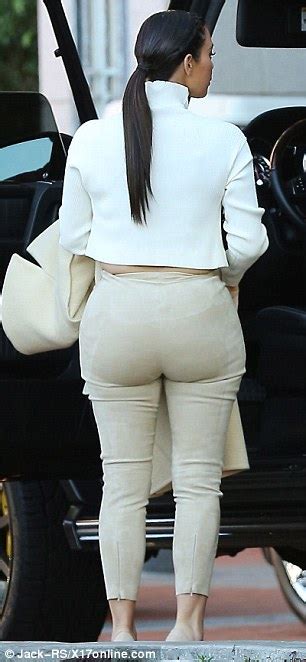 Has Kim Kardashian Had Fat Injected Into Her Bum To Make It Bigger Daily Mail Online