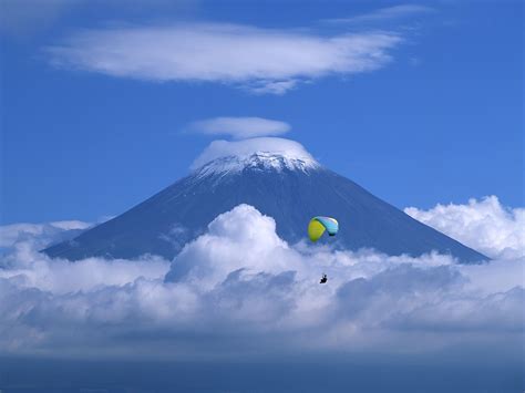 Japan, island country lying off the east coast of asia that has tokyo as its national capital. Volcano in Japan wallpapers and images - wallpapers ...