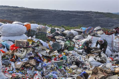 Jumlah Sampah Asal Dki Jakarta Di Tpst Bantargebang Turun Selama