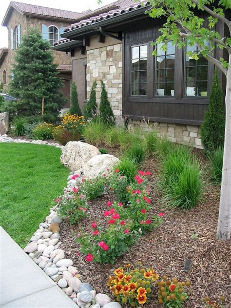 41 Simple And Beautiful Front Yard Landscaping Ideas Xeriscape