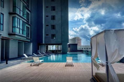 Hnz homestay penang mempunyai 8 buah homestay bersebelahan. Penang Homestay with Swimming Pool © LetsGoHoliday.my