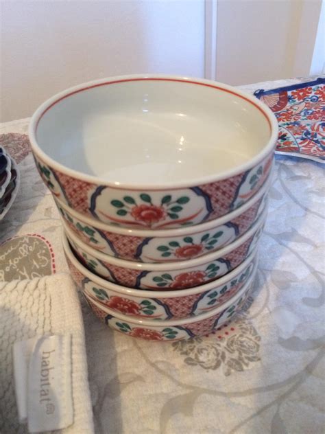 Collection Of Five Japanese Imari Porcelain Bowls Hand Painted For Sale At StDibs