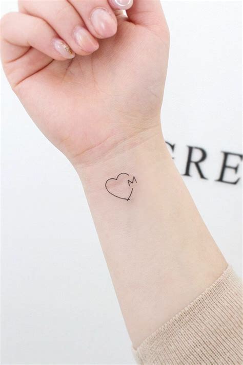 Tattoo For Girlsheart Tattoo Collection In 2020 Small