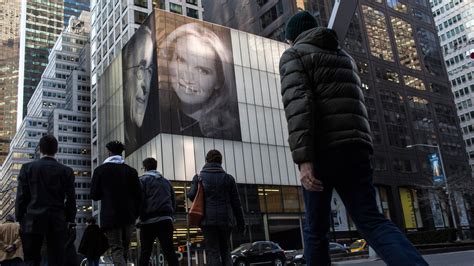 Real Estate Mogul Taunts Ex Wife With 42 Foot Tall Photo Of New One