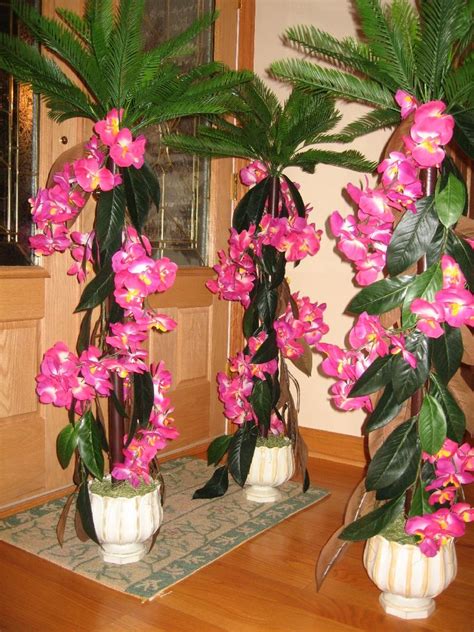 Everybody is surfing at the beach party! pictures of luau centerpieces | Pull Off a Hawaiian Luau ...