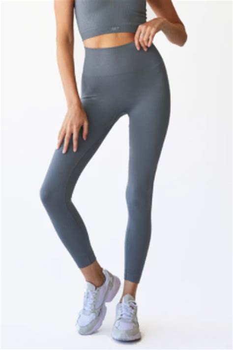 Set Active leggings are on sale for Black Friday 2020