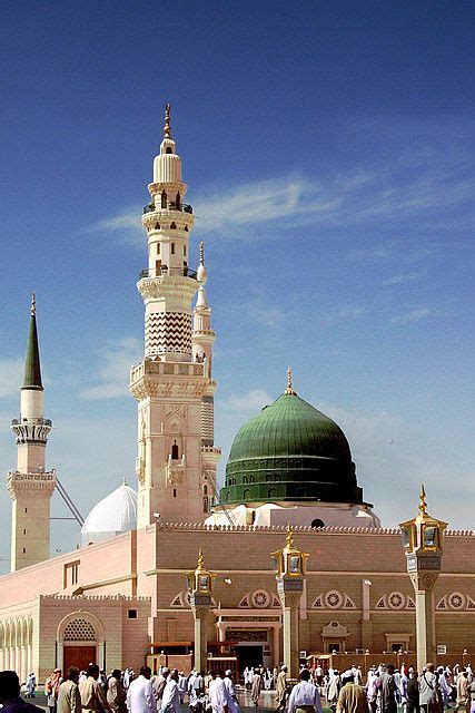 Prophets Mosque Medina Saudi Arabia Masjid Mosque Famous Landmarks