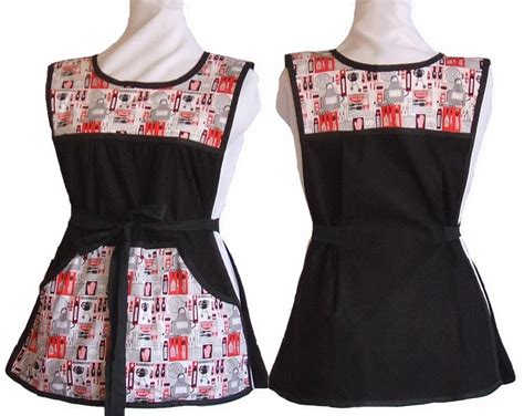 Timeless Aprons Cobbler Apron Now Available For Smaller Sizes