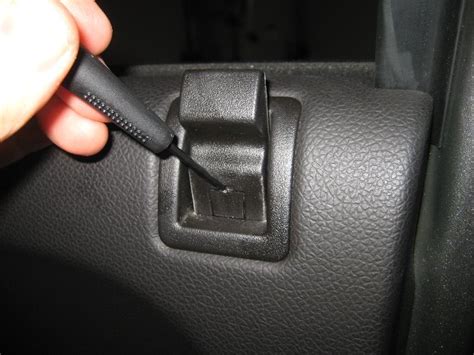 Chevrolet Silverado Interior Door Panel Removal Guide 009