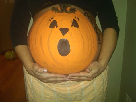 Halloween Baby Bump Baby Halloween Baby Pictures Pumpkin Carving