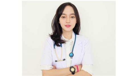 Bikin Semangat Check Up Ini Dokter Cantik Di Indonesia Yang Punya