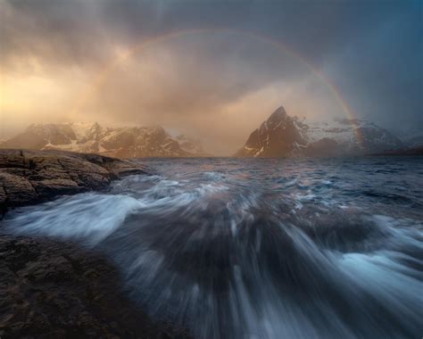 Captured An Incredible Half Rainbow In A Norwegian Fjord Pics