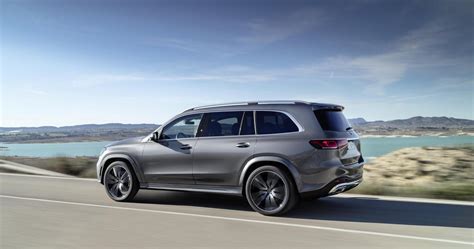 Nuova Mercedes Gls 400 D 4matic Suv Di Lusso Formato Famiglia