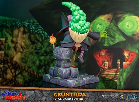 Banjo Kazooie Gruntilda Statue