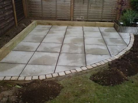 Corner Patio With Cobble Edging I Could Do This With Stones Have