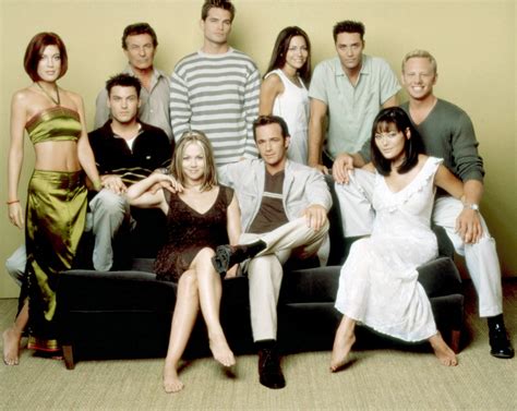 Where To Watch Beverly Hills 90210 Popsugar Entertainment