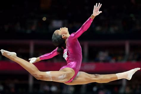 Us Gymnast Gabby Douglas Makes History Winning Olympic Gold In Womens All Around
