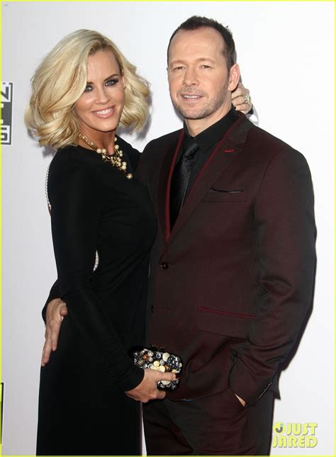 Jenny Mccarthy Husband Donnie Wahlberg Practiced Their New Year S Eve