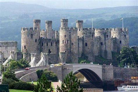 Wales Welsh Castles Castles In Wales Chateau Medieval Medieval