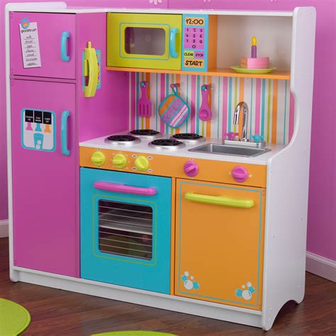 We have reviewed the best play kitchens for toddlers and older kids and have found that the ones we've researched all the major brands and the major players in the toy kitchen space and have reviewed the top 5. Indigo Canada Toy Sale: Save 59% Off KidKraft Deluxe ...