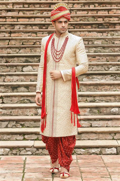 There is plenty of dulha wedding dresses in 2021 that can be selected on man barat day even groom or bride brothers can also wear that collection because of this event also too important for them. Sherwani: Buy Designer Wedding Sherwani for Groom Online ...